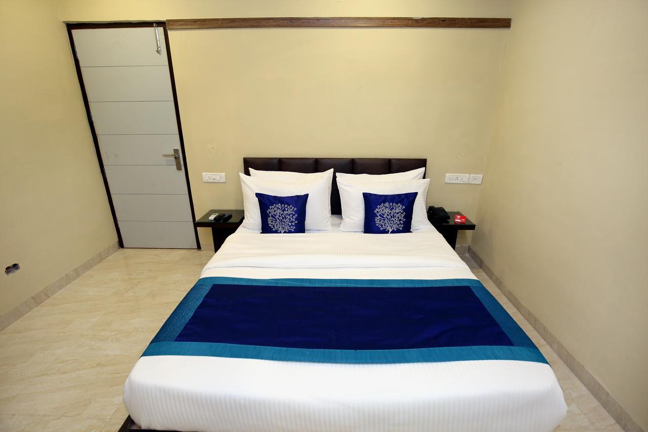 Hotel 7 Chandīgarh Exterior foto