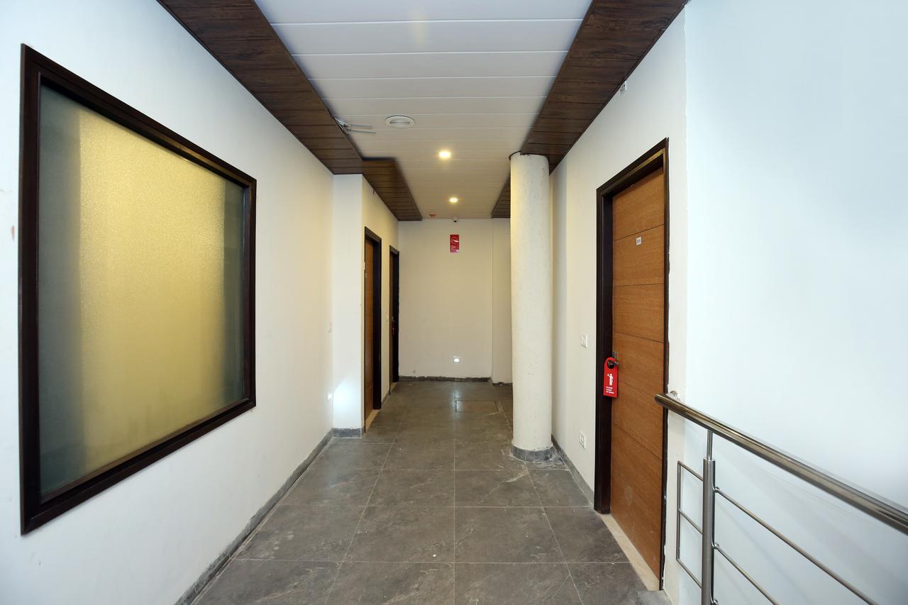 Hotel 7 Chandīgarh Exterior foto